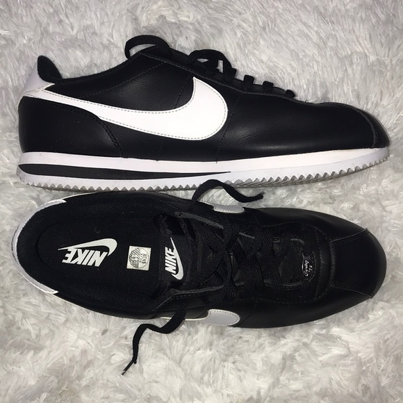 nike cortez 72 black white